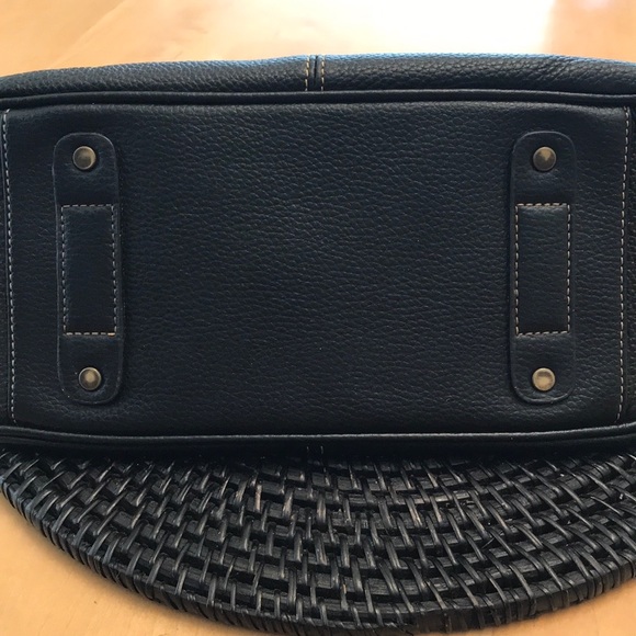 MARC CHANTAL Leather Shoulder SATCHEL - Picture 7 of 8